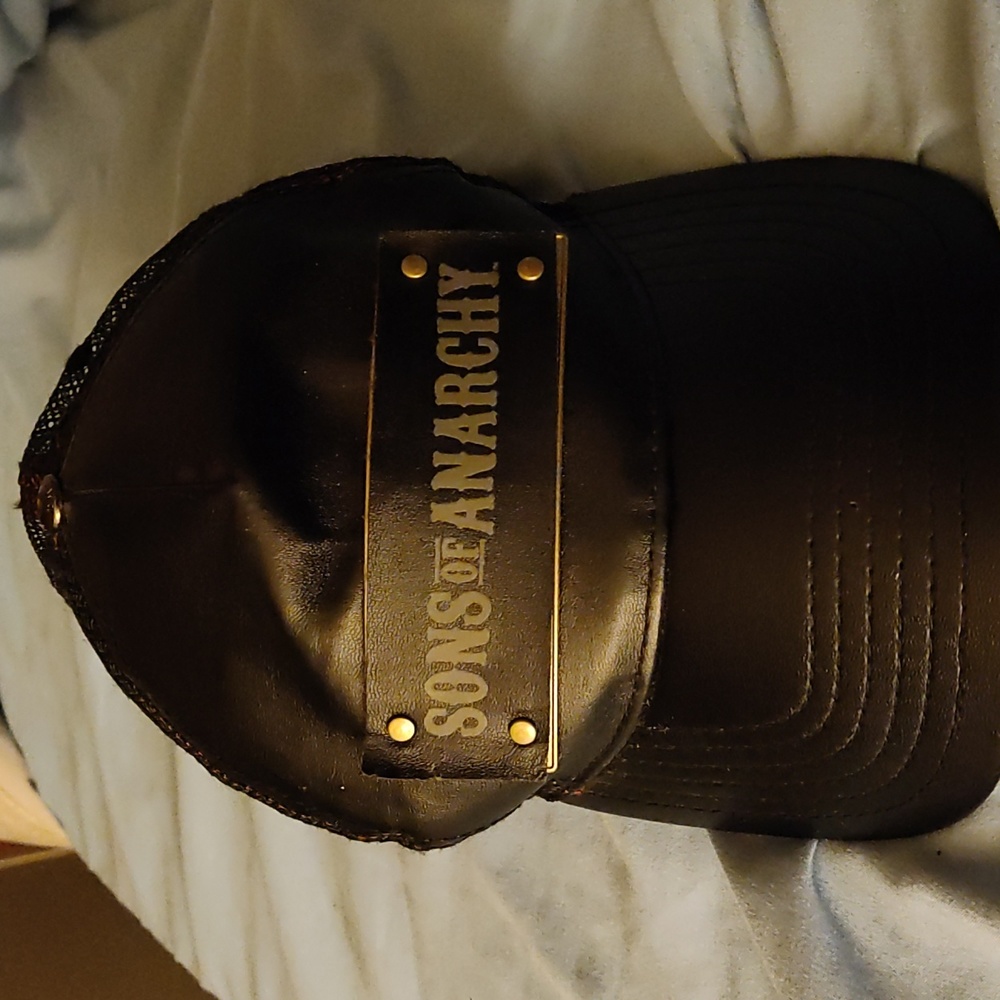 Men's leather ball cap